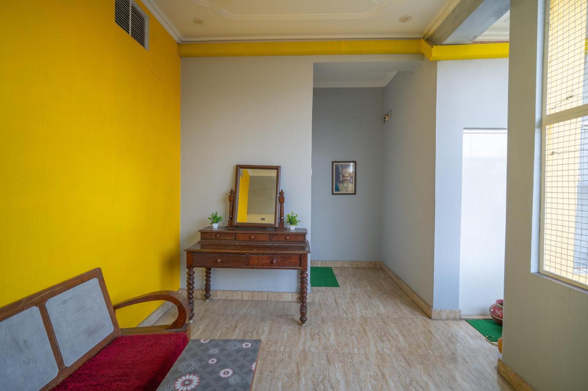 Tara Guest House Varanasi Exterior photo