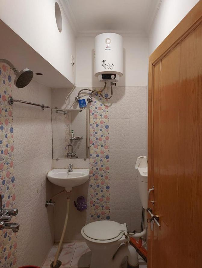 Tara Guest House Varanasi Exterior photo
